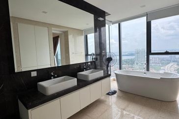 The Astaka @ 1 Bukit Senyum