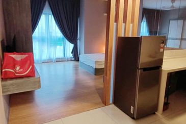 Baypoint @ Country Garden Danga Bay