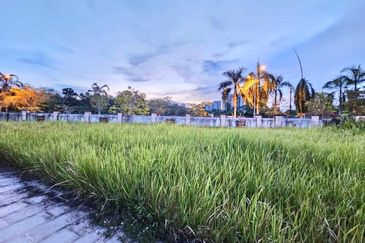 Bina Park Bandar Seri Alam