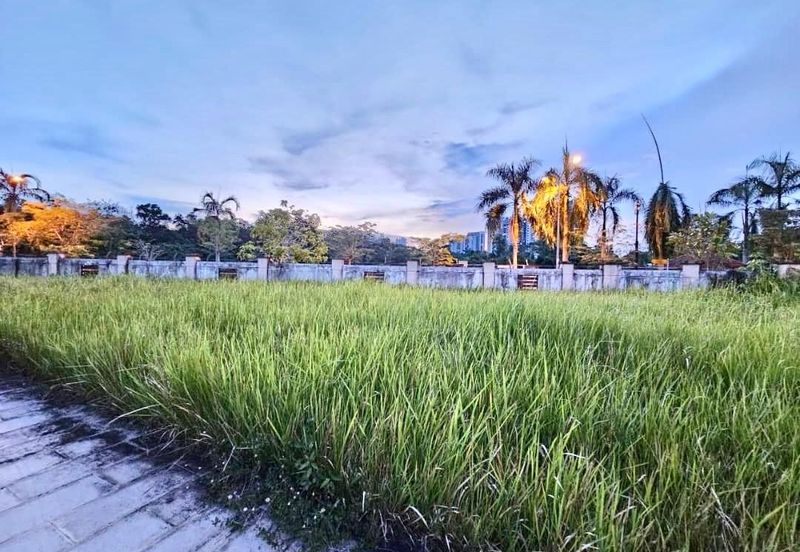 Bina Park Bandar Seri Alam