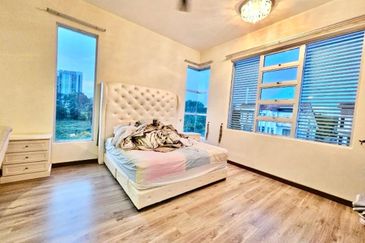 Bina Park Bandar Seri Alam