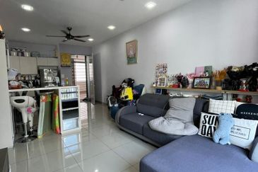 Dedaun Hijau (Greenfield Regency)