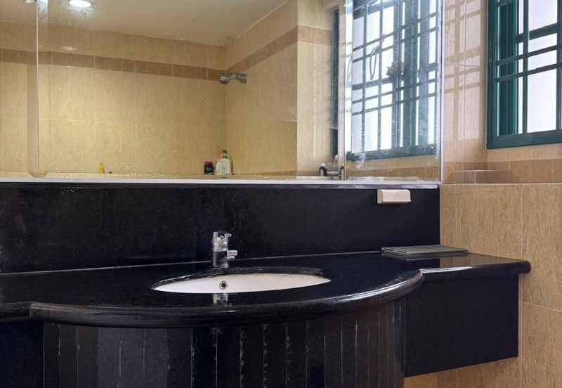 The Straits View, Bandar Baru Permas Jaya