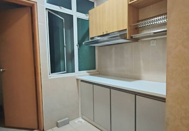 Sri Samudera Seaview Residence Suites