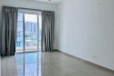 Seasons Luxury Apartments @ Amara Larkin