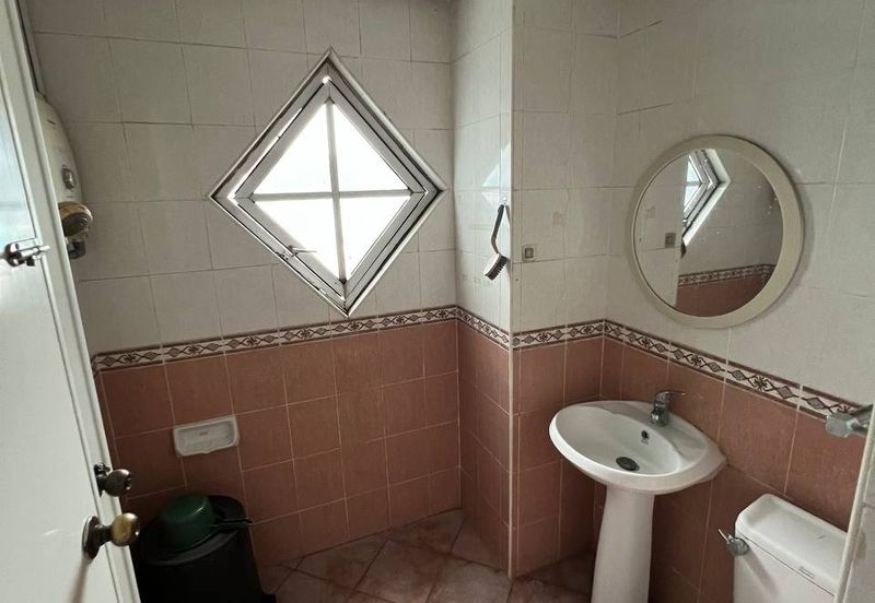 Pangsapuri Orchid View Luxury Apartment