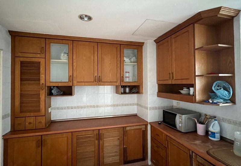 Pangsapuri Orchid View Luxury Apartment