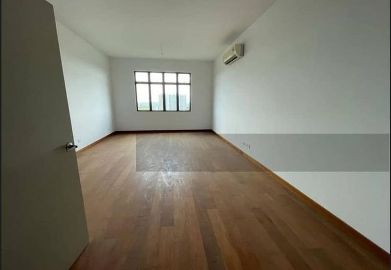 Taman Laguna Heights