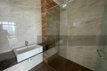 Taman Laguna Heights