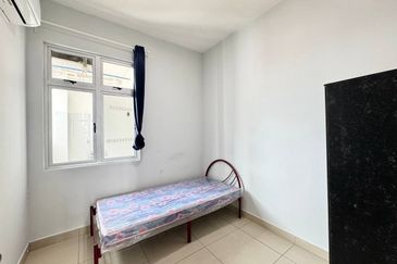 Meridin Bayvue Apartment