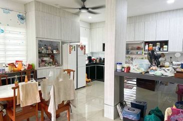 Park View @ Bandar Seri Alam, Masai / 3 Storey Semi D 