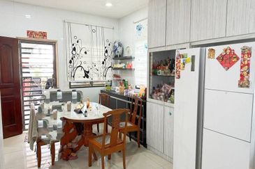 Park View @ Bandar Seri Alam, Masai / 3 Storey Semi D 