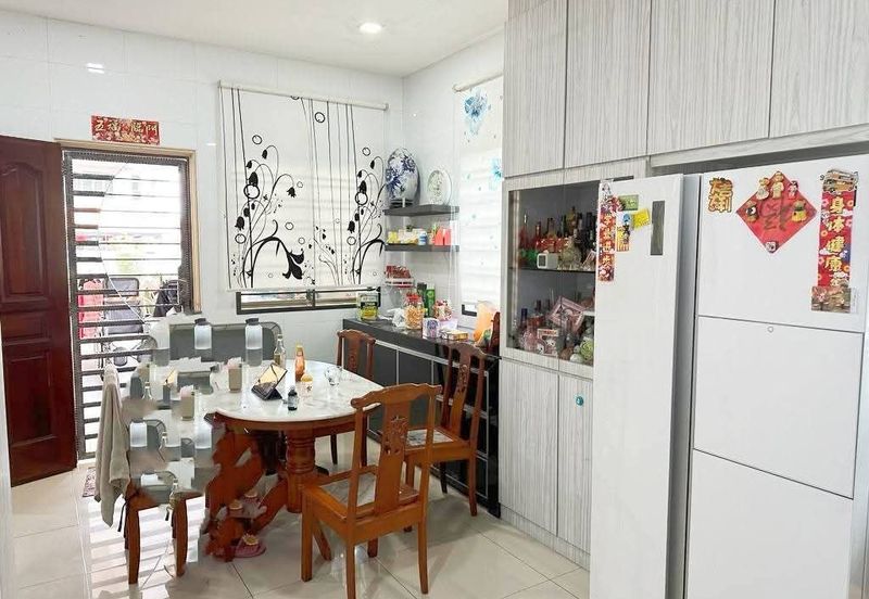 Park View @ Bandar Seri Alam, Masai / 3 Storey Semi D 