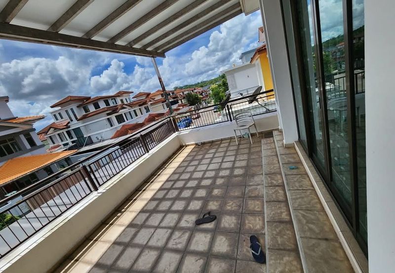 Park View @ Bandar Seri Alam, Masai / 3 Storey Semi D 