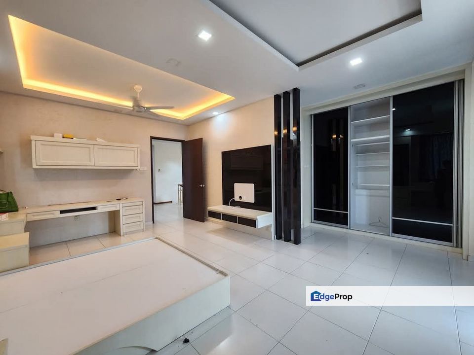 Park View @ Bandar Seri Alam, Masai / 3 Storey Semi D , Johor, Masai