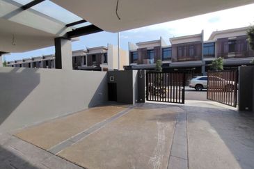 Aurora Resort Villas