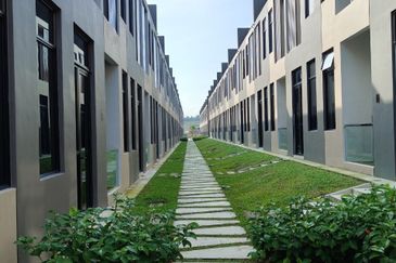 Aurora Resort Villas