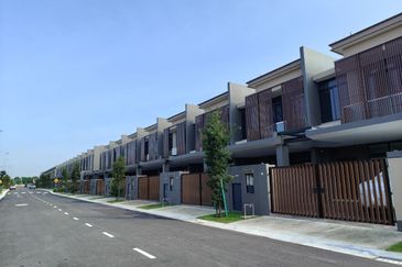 Aurora Resort Villas