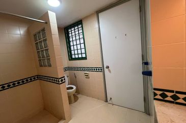 The Straits View, Bandar Baru Permas Jaya