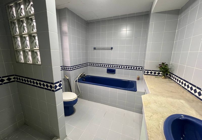 The Straits View, Bandar Baru Permas Jaya