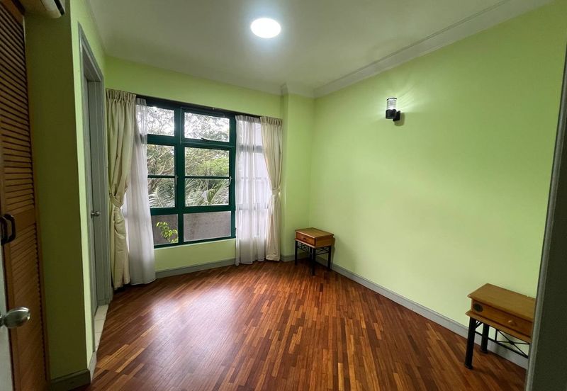 The Straits View, Bandar Baru Permas Jaya