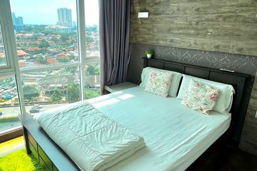 Paragon Suites @ CIQ