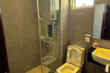 Paragon Suites @ CIQ