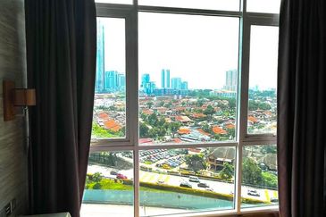 Paragon Suites @ CIQ