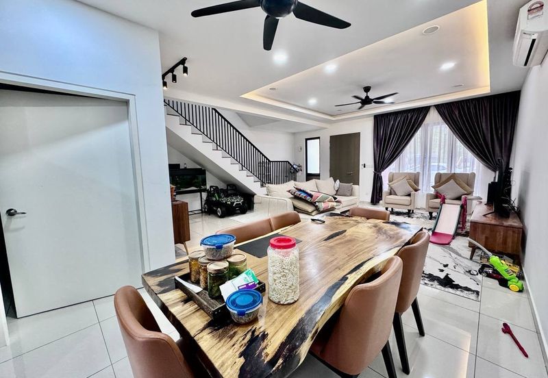 Sunway Citrine Lakehomes