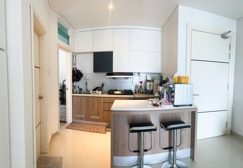 1Medini & Medini Signature