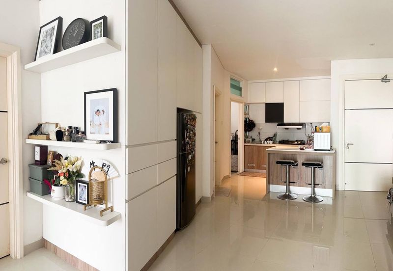 1Medini & Medini Signature