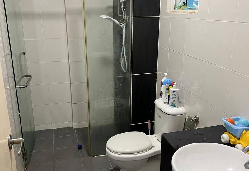 1Medini & Medini Signature