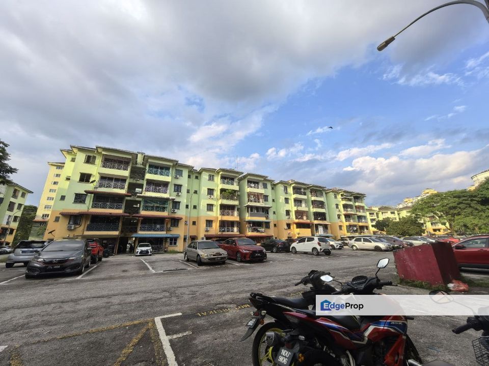 Lily & Jasmine Apartment @ Tampoi,johor , Johor, Tampoi