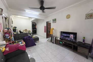 Lily & Jasmine Apartment