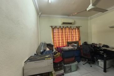 Lily & Jasmine Apartment