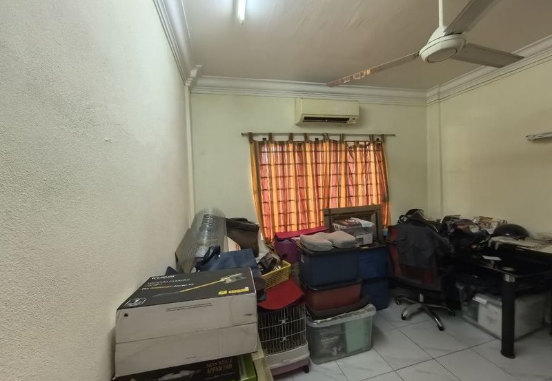 Lily & Jasmine Apartment