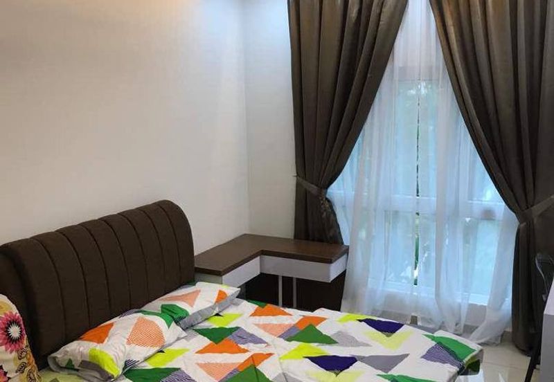 Seasons Luxury Apartments @ Amara Larkin