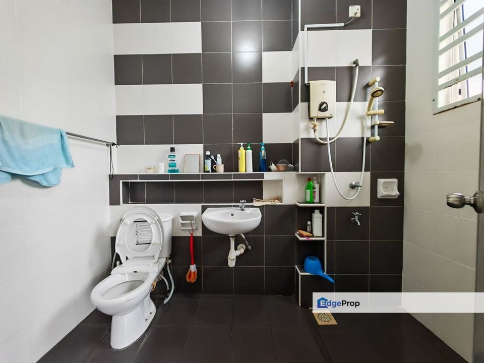 Taman Setia Indah @ Precinct 10, Double Storey Terrace For Sale Renovated and Gated Guarded , Johor, Johor Bahru