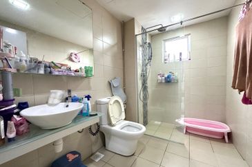 Dedaun Hijau (Greenfield Regency)