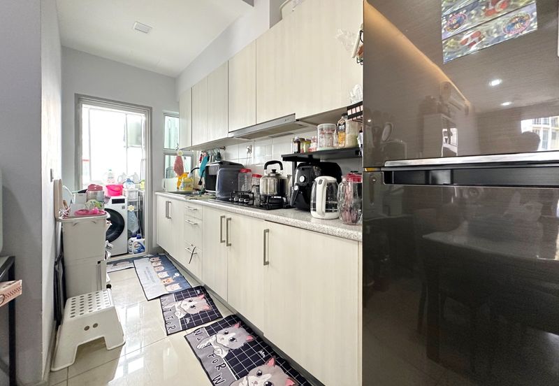 Dedaun Hijau (Greenfield Regency)