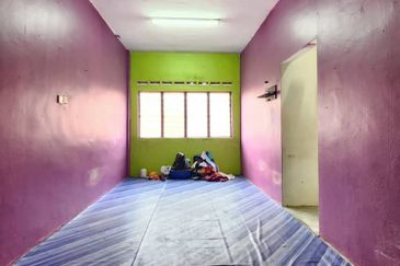 Taman Pulai Utama Flat