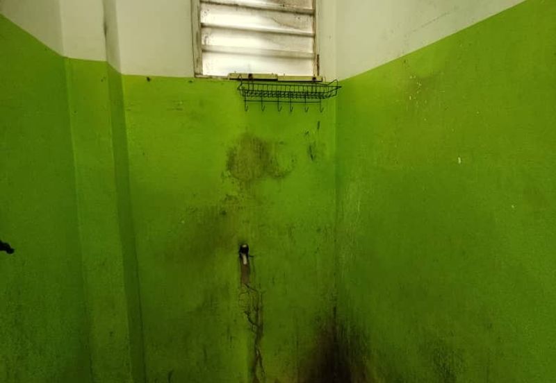 Taman Pulai Utama Flat