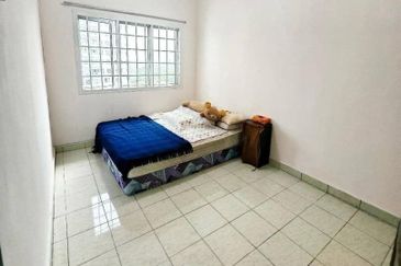 Bistari Impian Apartment @ Larkin