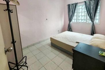 Bistari Impian Apartment @ Larkin