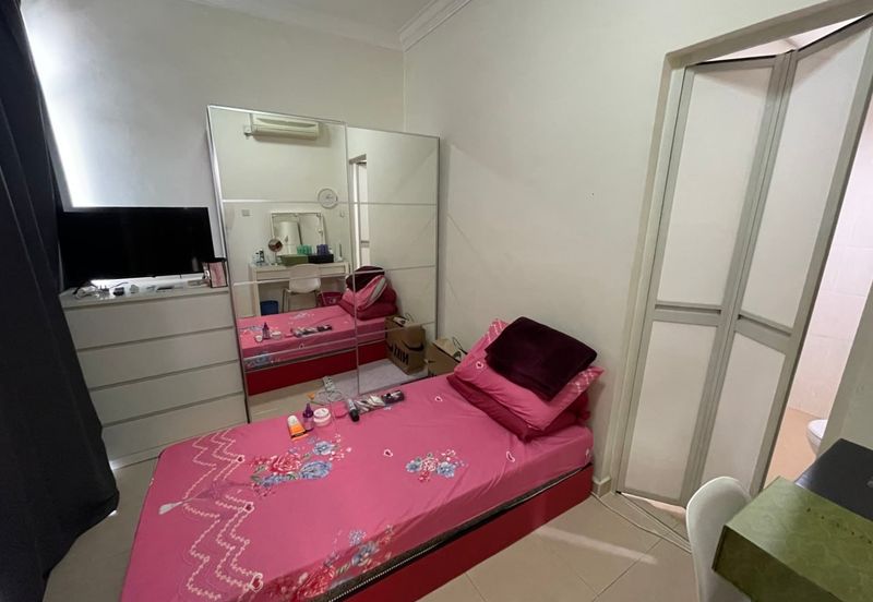 Sri Samudera Seaview Residence Suites