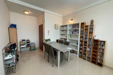 Sri Samudera Seaview Residence Suites