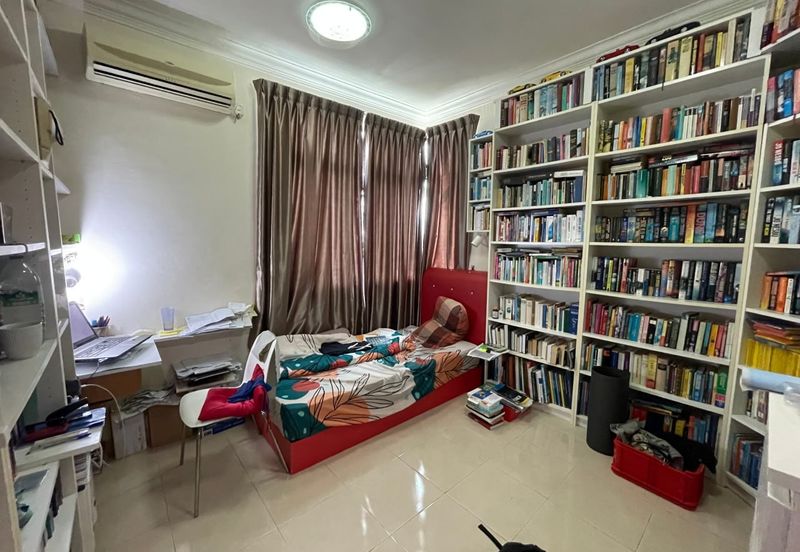 Sri Samudera Seaview Residence Suites