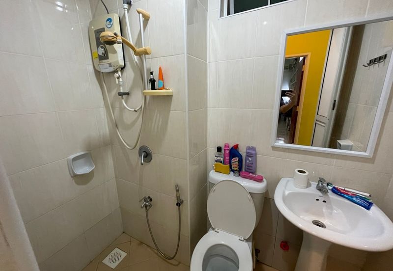 Sri Samudera Seaview Residence Suites