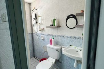 Bistari Impian Apartment @ Larkin