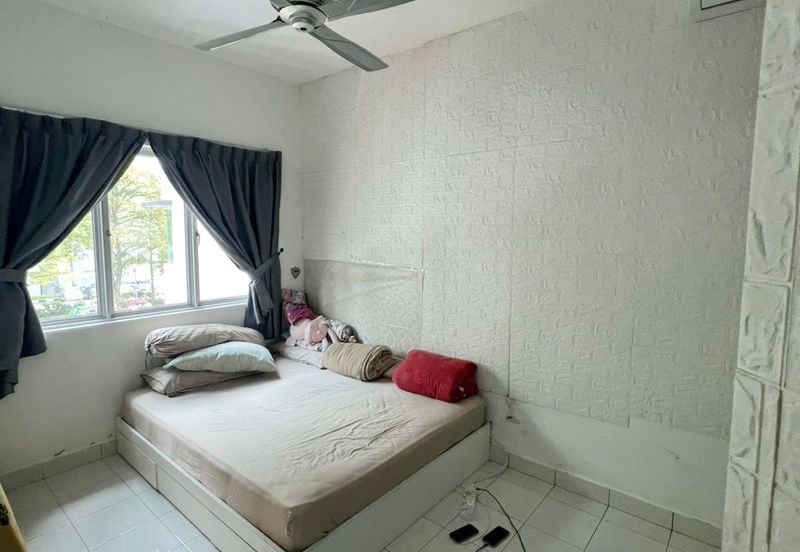 Bistari Impian Apartment @ Larkin